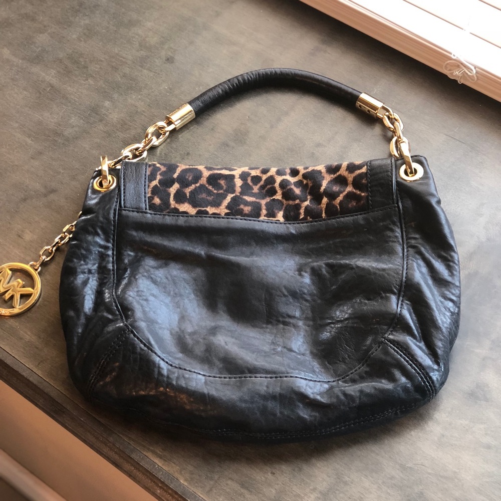 Michael Kors Purse - Picture 3 of 4